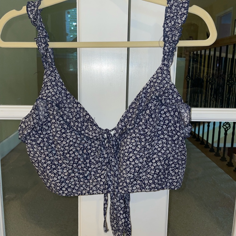 showpo navy floral cropped tank top